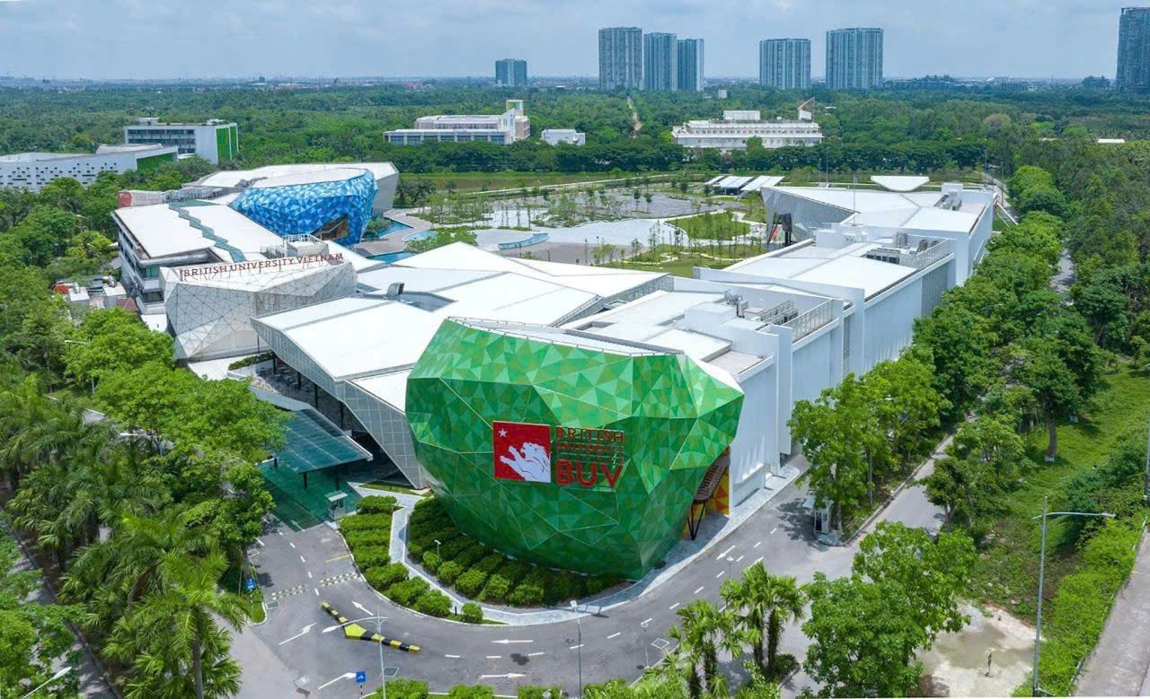 BRITISH UNIVERSITY VIETNAM (BUV)